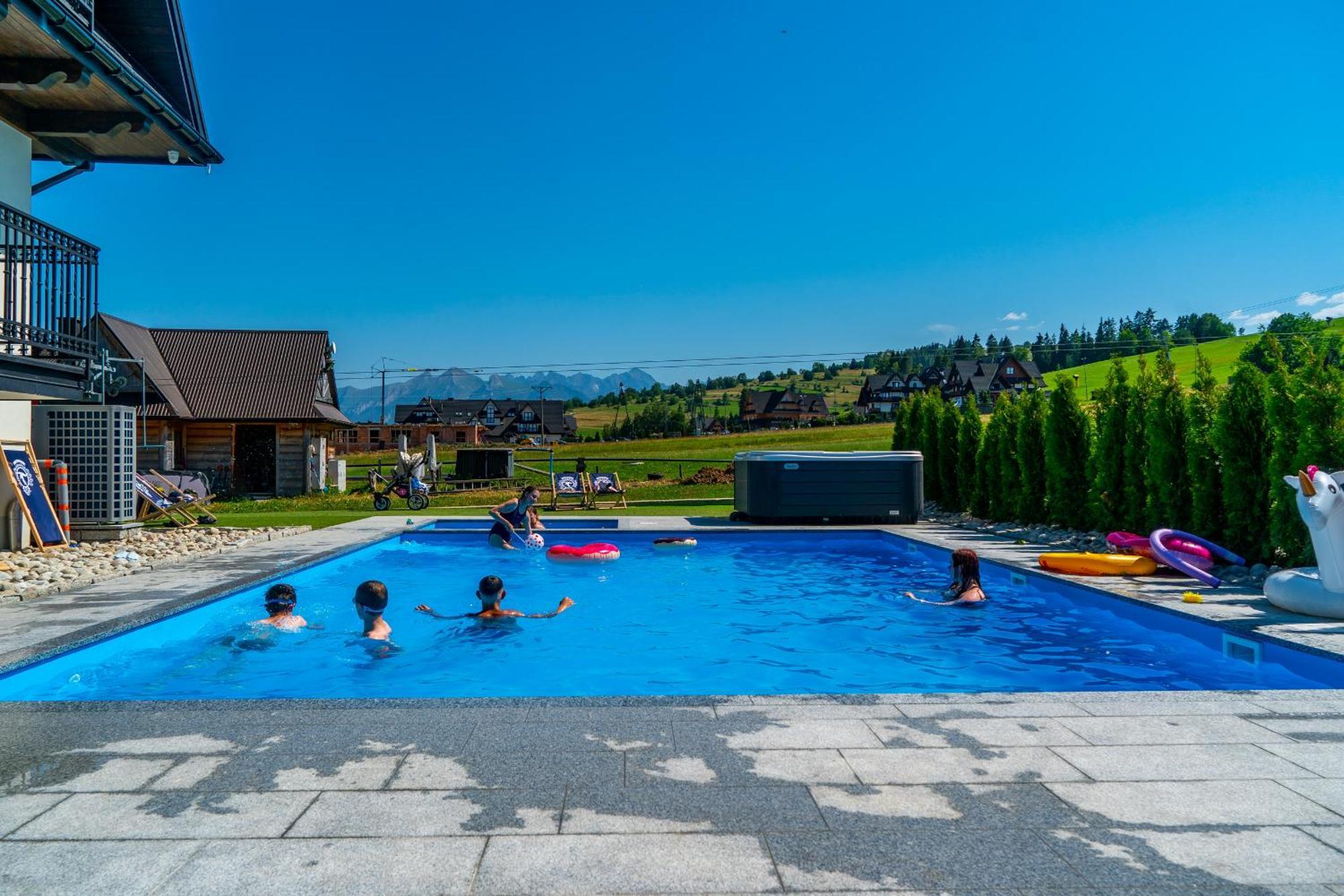 Aparthotel Rabian-Ski Zewnetrzny Basen Oraz Jacuzzi Z Podgrzewana Woda Sala Zabaw I Dmuchaniec Białka Tatrzańska Exterior foto